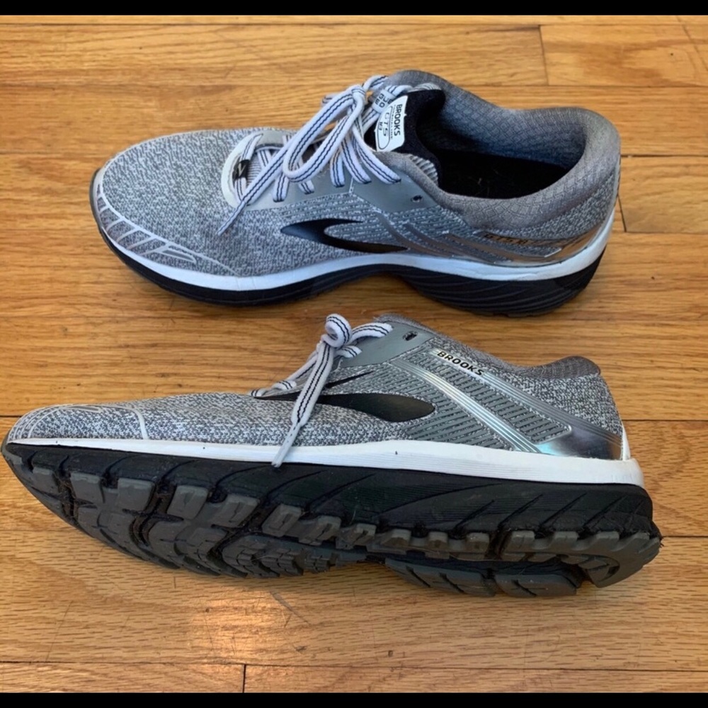 Brooks Adrenaline GTS 18